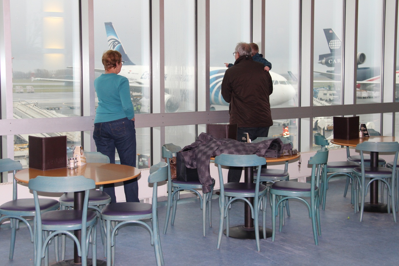 Internationale Luchthaven Oostende-BruggeRestaurant Belair ...